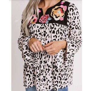 Savanna Jane Leopard Embroidered Bell Sleeve Top/Blouse Plus Size 3X